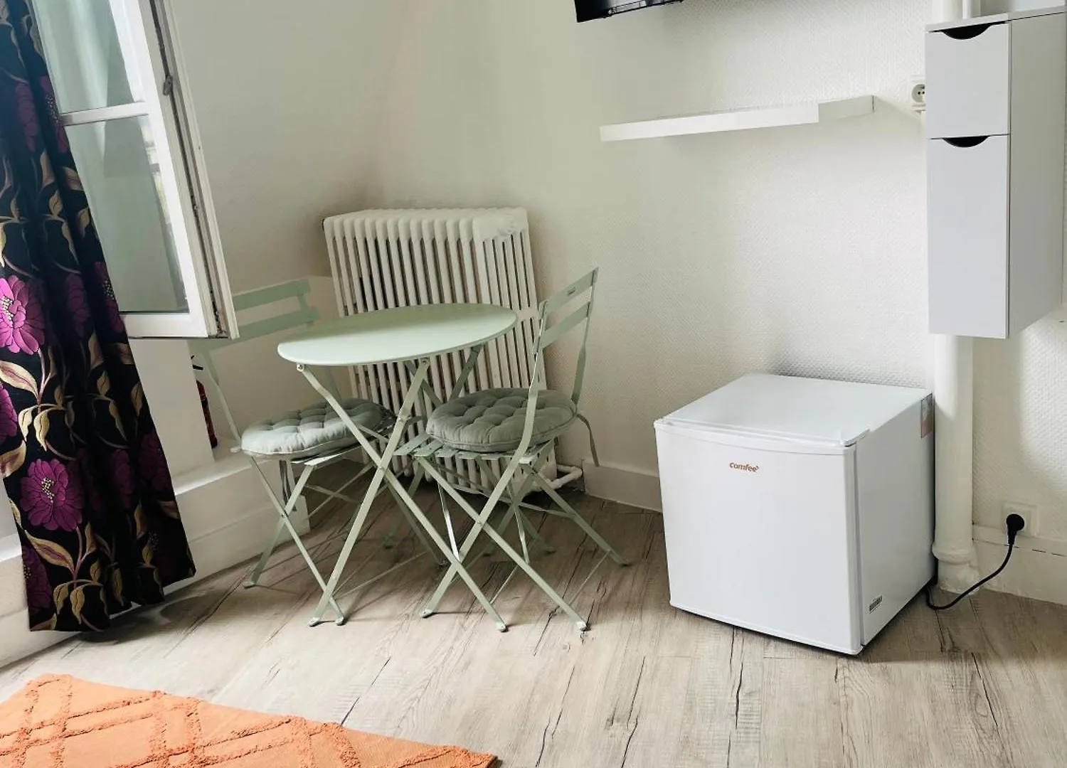 Place Equipe Au Coeur De Paris Avec Vue Sur L'Arc De Triomphe Et La Tour Eiffel Homestay